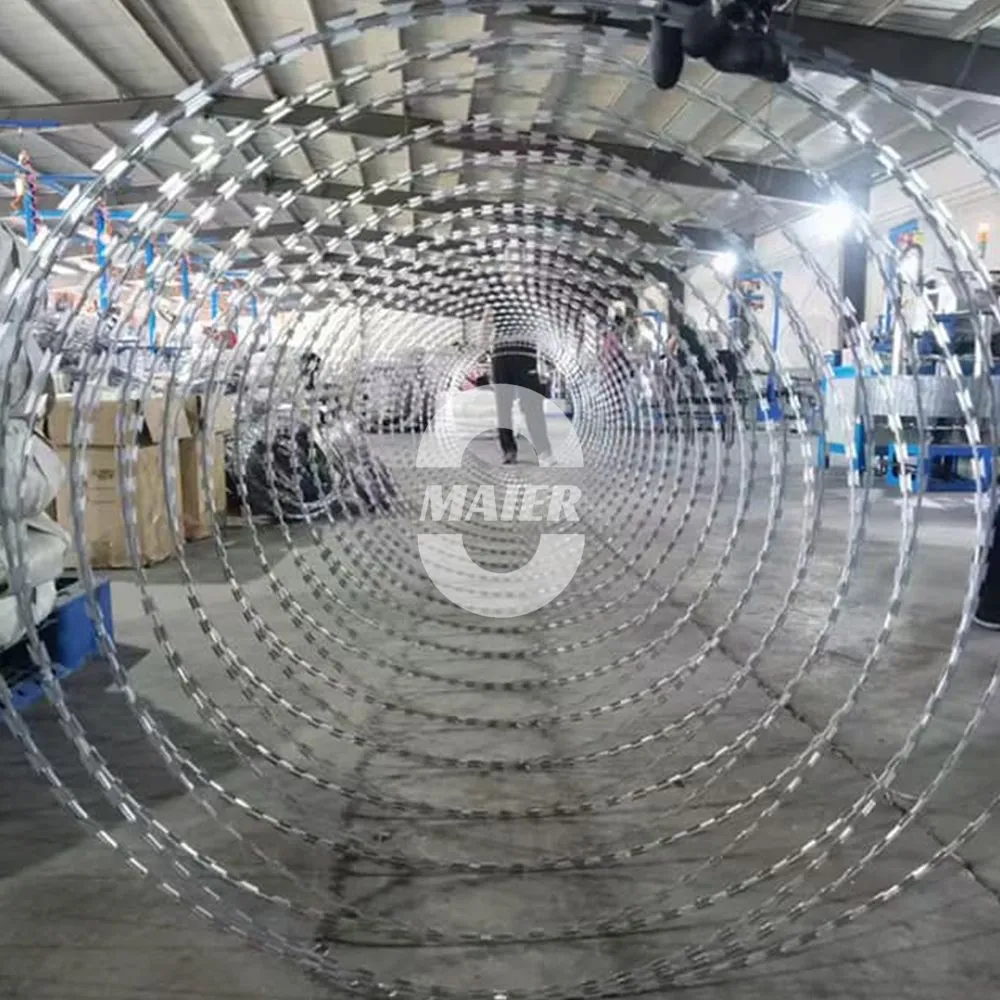 Fil de fer barbel&eacute;